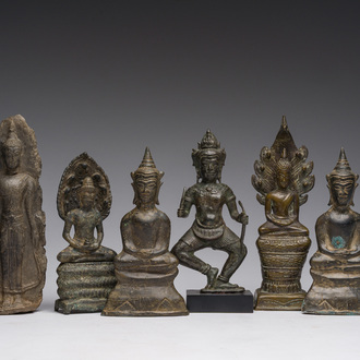Zes votieve bronzen figuren van boeddhistische goden, Thailand en Birma, 10de eeuw en later