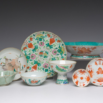 A varied collection of Chinese famille rose and qianjiang cai porcelain, 19th C.