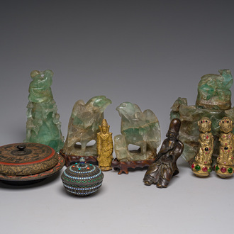 Een gevarieerde collectie Aziatische kunst, China, Japan en Tibet, 19de/20ste eeuw