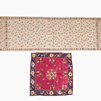 Een Indische handgeweven 'dupatta' in Patola-stijl en een ceremoniële 'rumal' van de Ahir in Kathiawar, Gujarat, 20ste eeuw