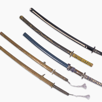 Vijf Japanse katana, 19de/20ste eeuw