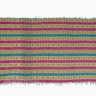 Een Noordoost-Indisch handgeweven tribaal textiel met geometrische motieven, Nagaland/Manipur, eerste helft 20ste eeuw