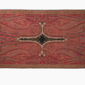 Een zeldzame Indische handgeweven kani-sjaal met een centraal medaillon omringd door palmetten, Kashmir, laat 19de eeuw