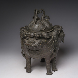 A Chinese bronze 'three luduan' tripod censer, 17th/18th C.