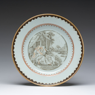 A Chinese gilt and grisaille plate with a couple, Qianlong