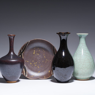Trois vases et une coupe en céramique de studio, Japon, Showa, 20ème siècle