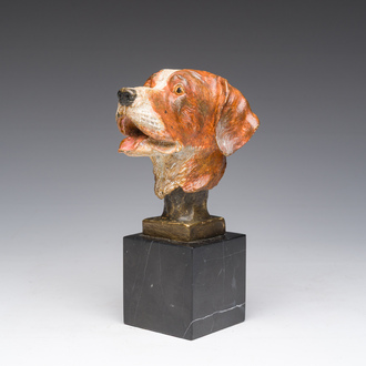 Signé illisiblement: Tête de chien en bronze polychrome peint à froid sur une base en marbre noir, Vienne, Autriche, 19ème/20ème siècle