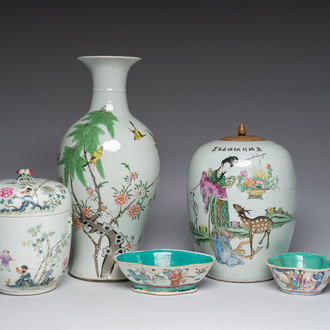 Deux vases, un bol couvert et deux bols en porcelaine de Chine famille rose, 19ème/20ème siècle