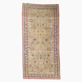 Tapis oriental de type Tabriz 'Haji Jalili' à décor floral, laine sur coton, début du 20ème siècle