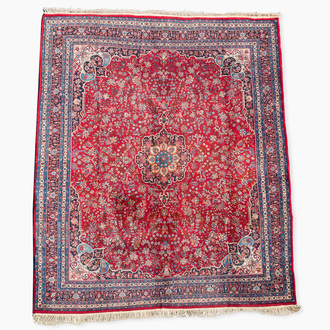 Tapis oriental de type Bidjar à décor floral, laine sur coton, 20ème siècle