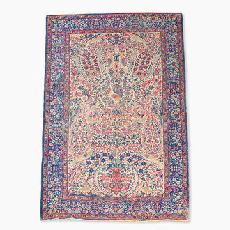 Tapis oriental de type Kerman (Kirman) à décor floral, laine sur coton, première moitié du 20ème siècle