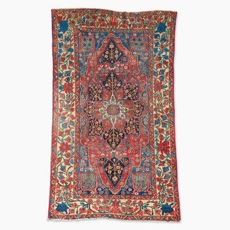 Tapis oriental de type Bakhtiar à décor floral, laine sur coton, 20ème siècle