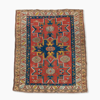 Tapis oriental de type Shirvan à décor géométrique, laine sur coton, Caucase, première moitié du 20ème siècle