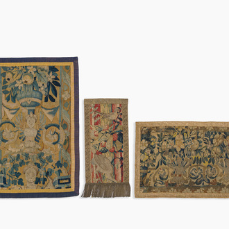 Trois fragments de tapisseries murales à décor floral, d'oiseaux et de personnages, Flandres, 17ème siècle