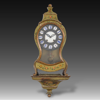 Cartel et sa console de style Louis XV de type Vernis Martin' en bois à décor floral et de scène galante, 19ème siècle