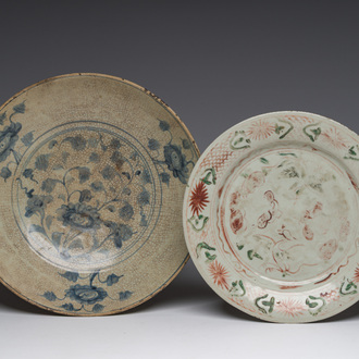 Two Chinese blue, white and polychrome Swatow dishes with floral design, Ming