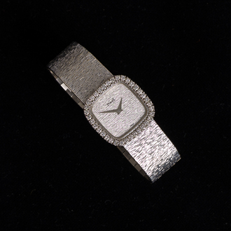 Montre bracelet Piaget en or blanc 18 carats avec diamants, 20ème siècle