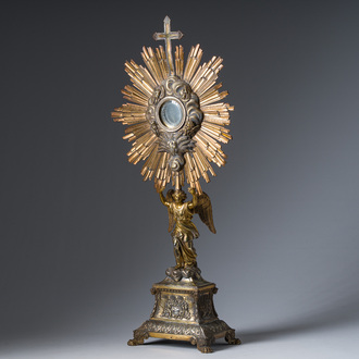 Ostensoir en argent doré avec un ange couronné d'un nuage radieux, poinçon du maître Hippolyte-François Bertrand-Paraud, 950/000, France, 19ème siècle