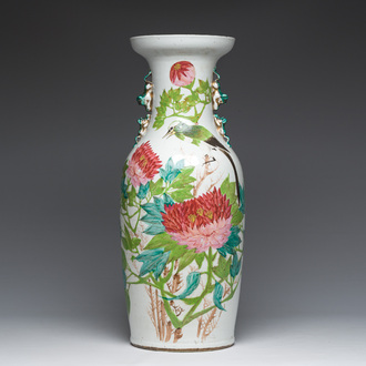 A Chinese qianjiang cai vase with a bird among blossoming branches, 19th/20th C.