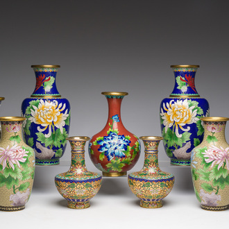 A varied collection of Chinese cloisonné vases with floral design, 20th C.