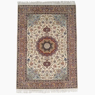 A Persian Tabriz rug with floral design, wool on cotton, 20th C.