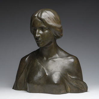 Charles Van De Waele (19de/20ste eeuw): Bust of a lady, patinated bronze, marked 'Ch. Vindevogel Gand Fondeur'