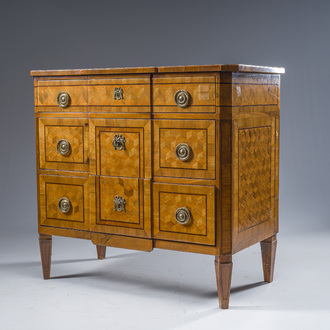 A French Louis XVI style bronze mounted parquetry veneered wooden chest of drawers, 19th C.
