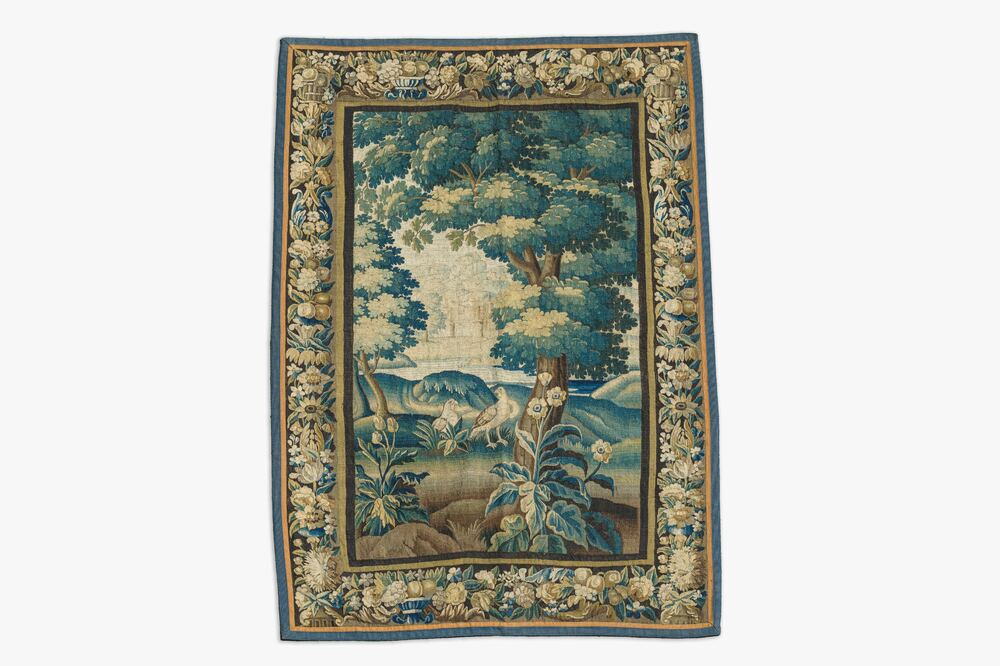 Tapisserie murale &agrave; d&eacute;cor d'oiseaux dans un jardin de ch&acirc;teau, Flandres, fin du 17&egrave;me si&egrave;cle