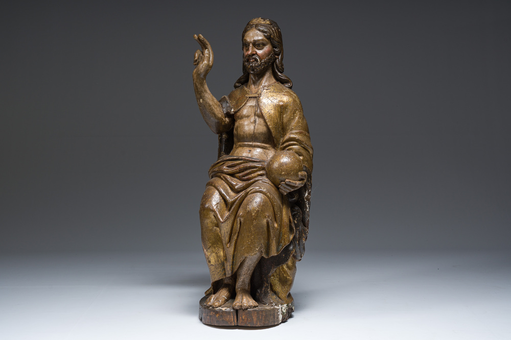 Christ Sauveur en bois sculpt&eacute; et polychrom&eacute;, 16&egrave;me/17&egrave;me si&egrave;cle