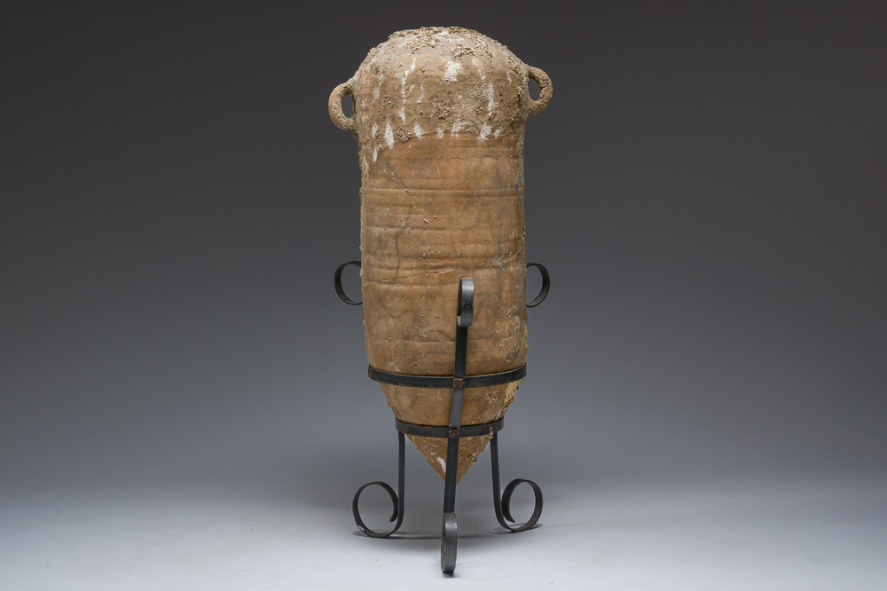 Grande amphore en terre cuite, &eacute;poque romaine, 1er-3&egrave;me si&egrave;cle