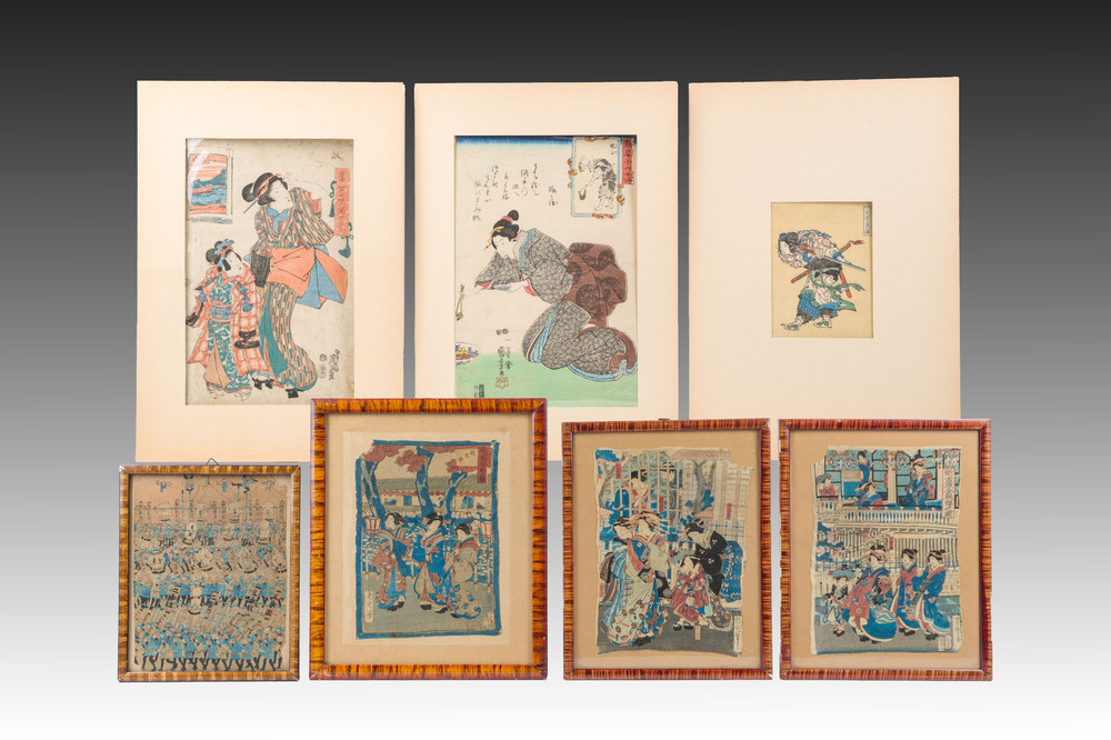 &Eacute;cole japonaise : Trois estampes Ukiyo-e et quatre Chirimen-e avec sc&egrave;nes anim&eacute;es, Edo/Meiji, 18&egrave;me/19&egrave;me si&egrave;cle