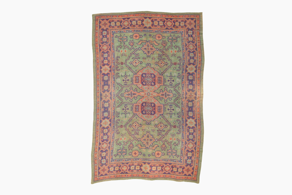 Tapis &agrave; d&eacute;cor d'Ushak turc, laine sur coton, probablement Portugal, premi&egrave;re moiti&eacute; du 20&egrave;me si&egrave;cle