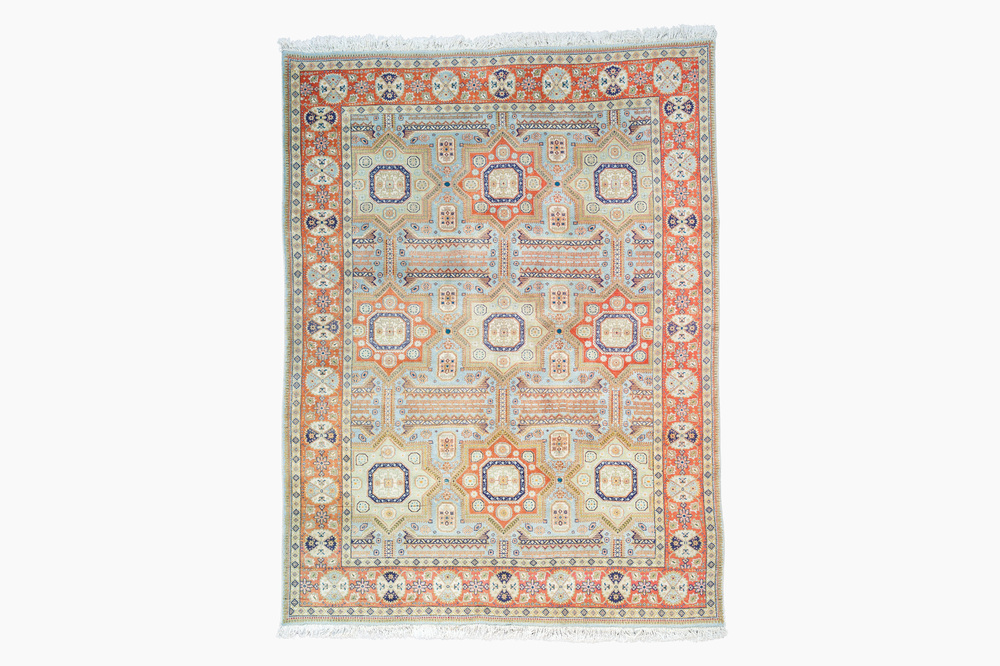 Tapis oriental de type Tabriz ou Ardabil (Ardebil) &agrave; d&eacute;cor g&eacute;om&eacute;trique, laine sur coton, 20&egrave;me si&egrave;cle