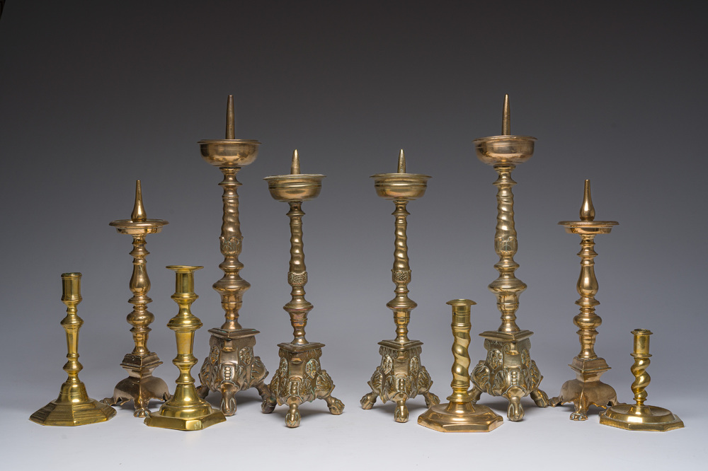 Collection vari&eacute;e de chandeliers en cuivre et en bronze, Europe de l'Ouest, 18&egrave;me/19&egrave;me si&egrave;cle