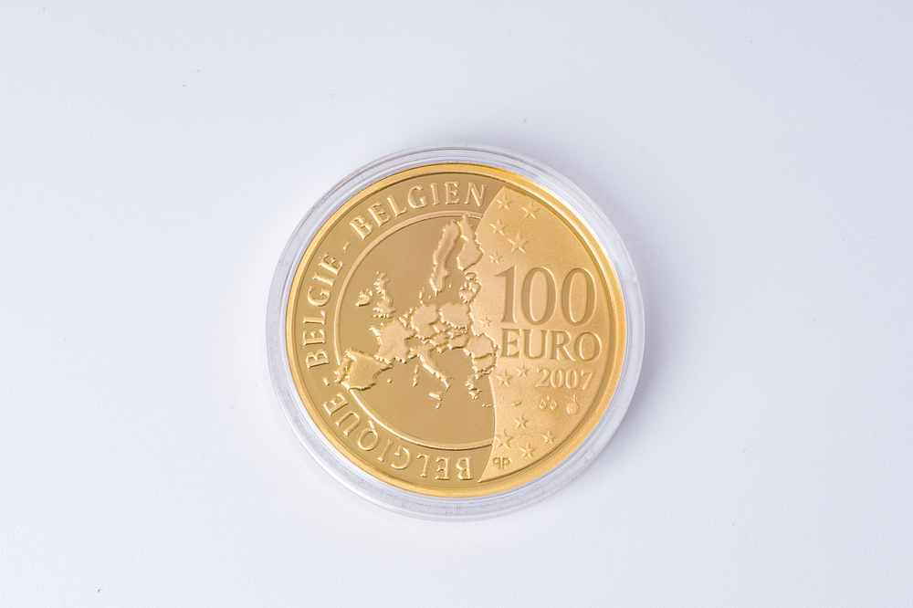 Pi&egrave;ce d'or de 100 euros repr&eacute;sentant 175 ans de frappe mon&eacute;taire en Belgique, 999/000, Belgique, dat&eacute; 2007