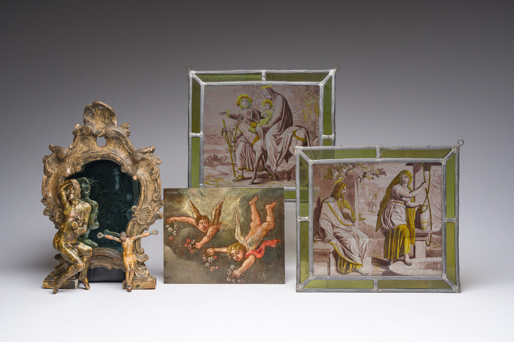 A varied lot with mostly religious arts, incl. two painted glass-in-lead frames and a Corpus Christi, 17th/20th C.