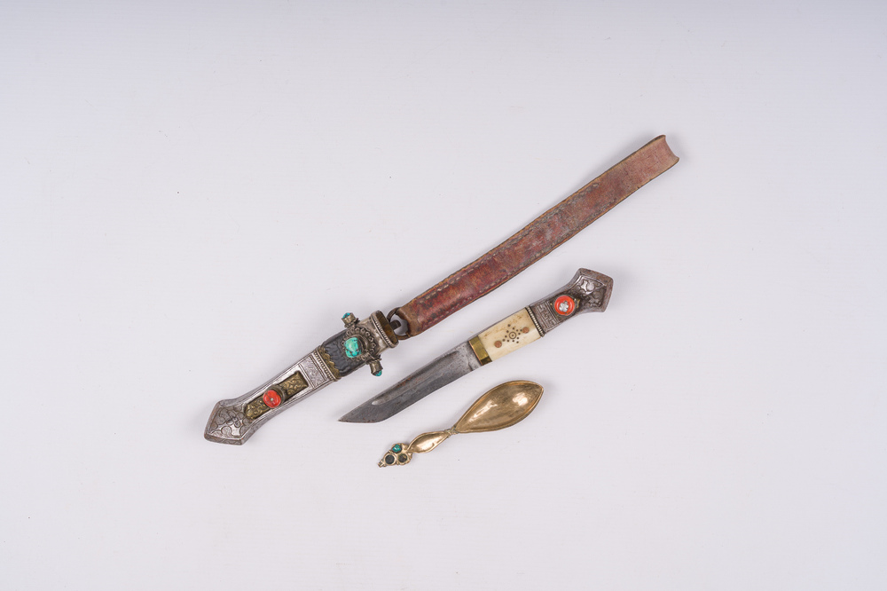 A Tibetan dagger with silver sheath and a turquoise-embellished copper spoon, 19th C.
