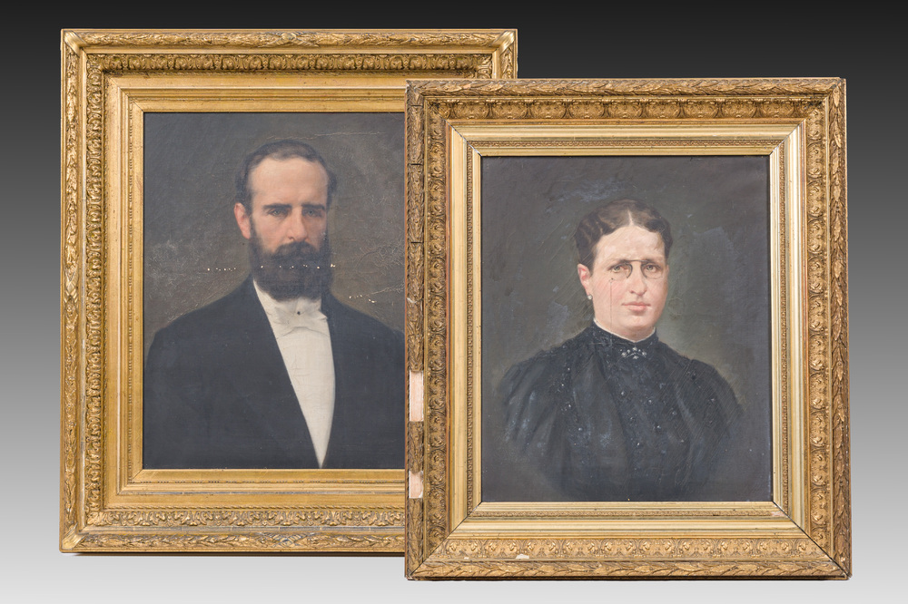 &Eacute;cole belge, illisiblement sign&eacute;: Portrait d'un homme et d'une femme, huile sur toile, 19&egrave;me/20&egrave;me si&egrave;cle