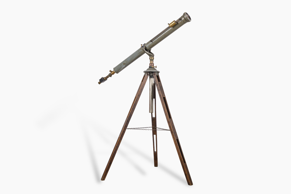 Een 6 inch refractor telescoop op houten driepikkel, Maurice Manent &amp; Secretan, Parijs, begin 20ste eeuw
