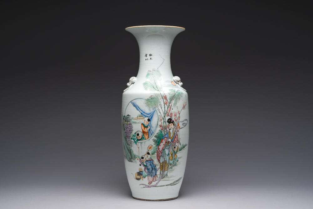 A Chinese famille rose vase with a lady, playing children and a cat in a garden, 19th/20th C.
