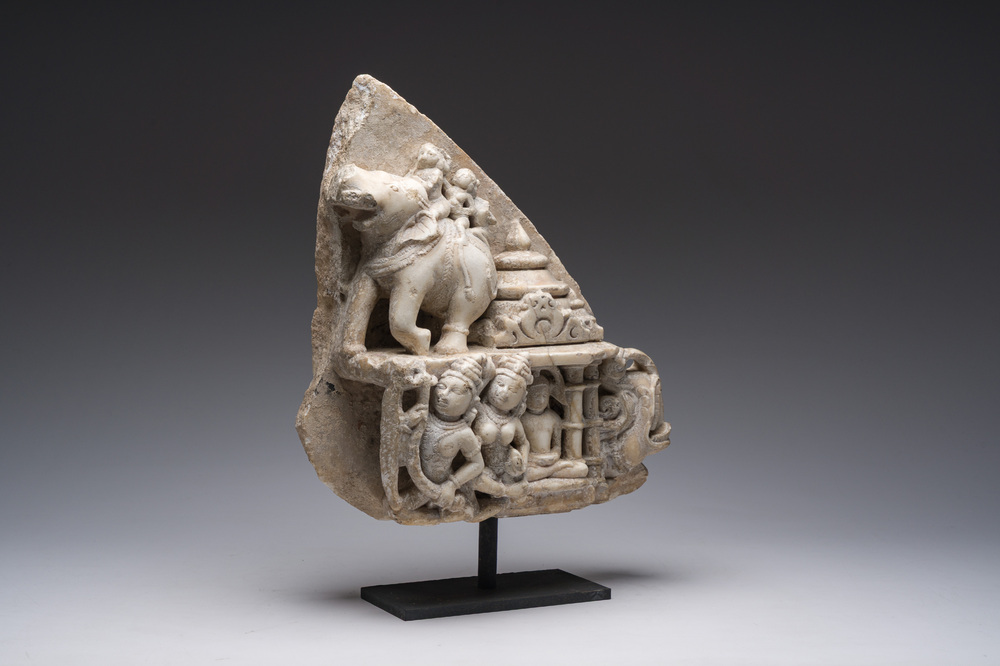 A fine Indian white marble parikha fragment with a Jain Thirthankara, probably Gujarat, 15th/16th C.