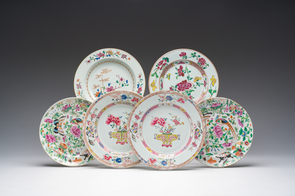 Six Chinese famille rose plates with floral design, 18th/19th C.