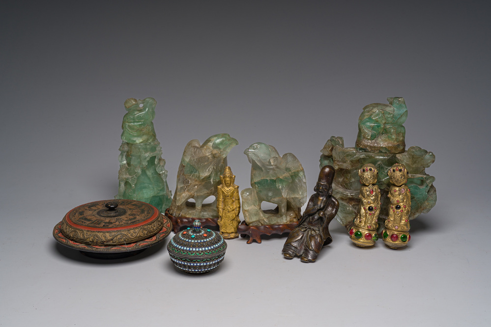 A varied collection of Asian works of art, China, Japan and Tibet, 19th/20th C.