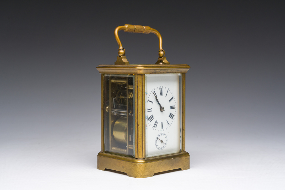A French brass carriage clock, 19th C.