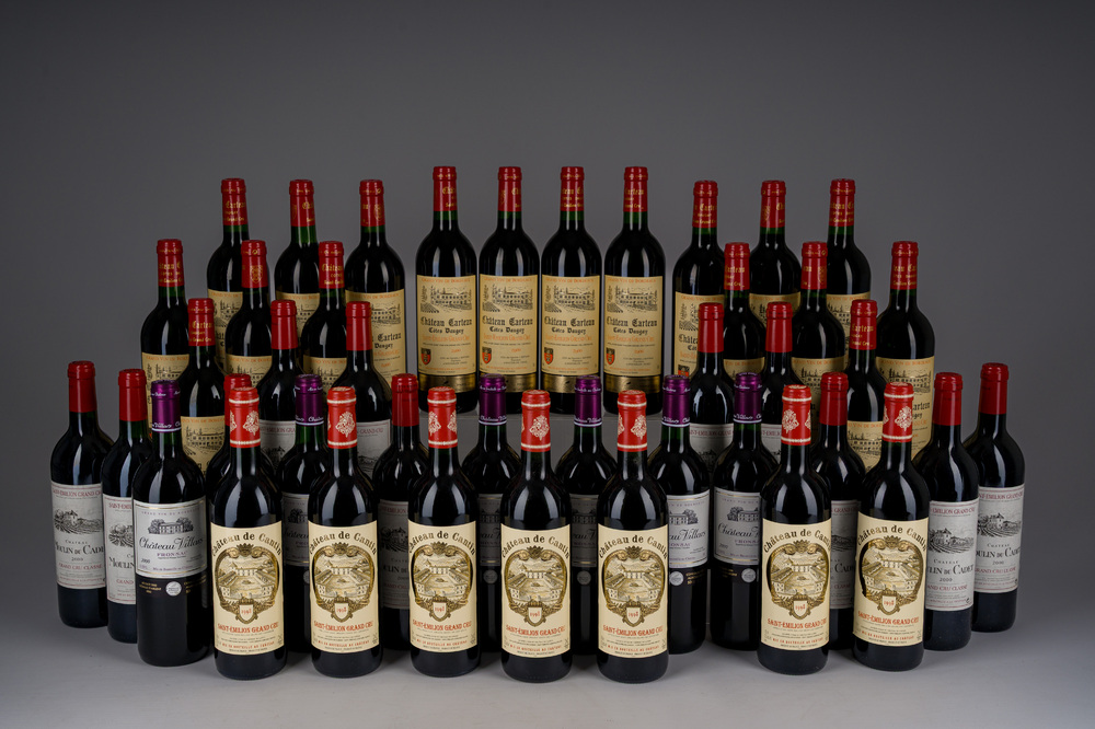 1998-2000 Ch&acirc;teau Cantin, Ch&acirc;teau Carteau C&ocirc;tes Daugay, Ch&acirc;teau Moulin de Cadet, Saint-&Eacute;milion Grand Cru, 42 flessen
