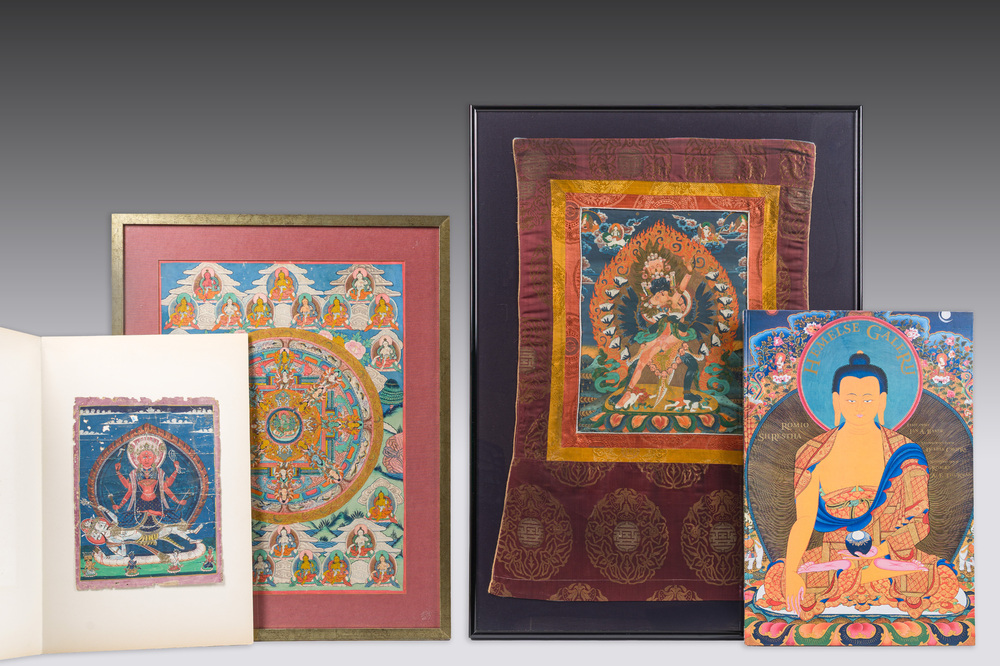 Drie diverse thangkas, Tibet, Nepal en India, 19de/20ste eeuw