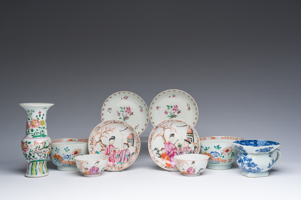 Collection vari&eacute;e en porcelaine de Chine bleu, blanc et famille rose, Kangxi/Qianlong