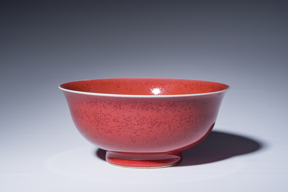 Bol en porcelaine de Chine en rouge de cuivre monochrome, 19&egrave;me si&egrave;cle