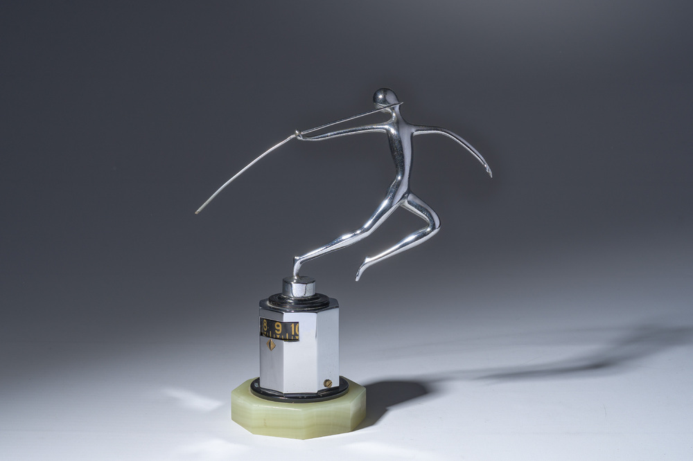 A rare Jaeger LeCoultre chrome-plated metal 'partner duo' desk clock crowned with a javelin thrower on an onyx marble base, 1930s