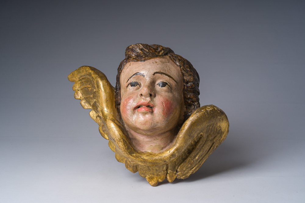 T&ecirc;te d'ange en bois dor&eacute; et polychrome, 18&egrave;me si&egrave;cle